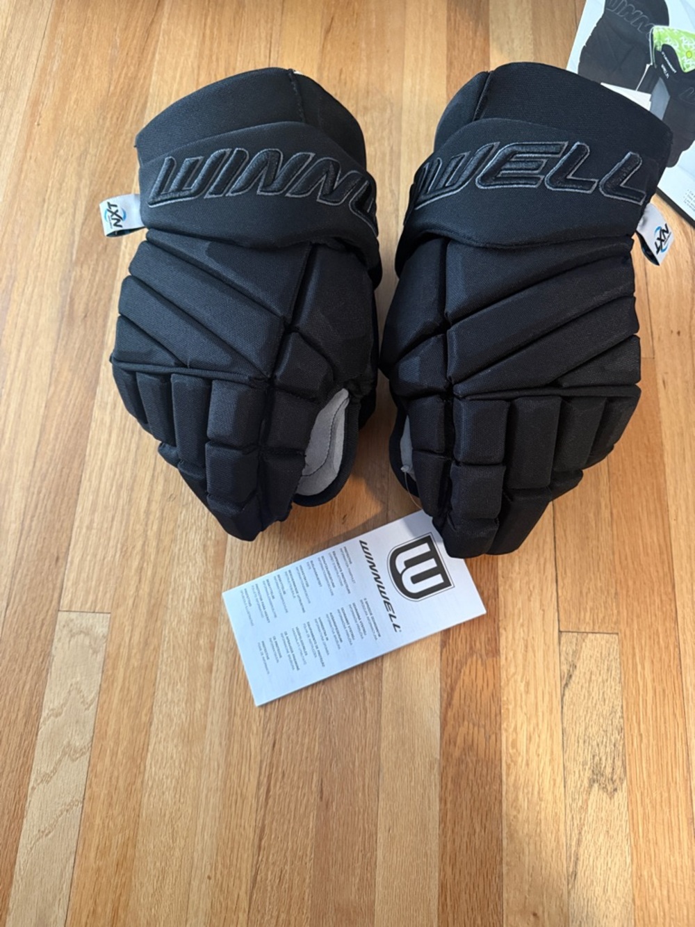 Black Hockey Gloves — Protective Player Gloves